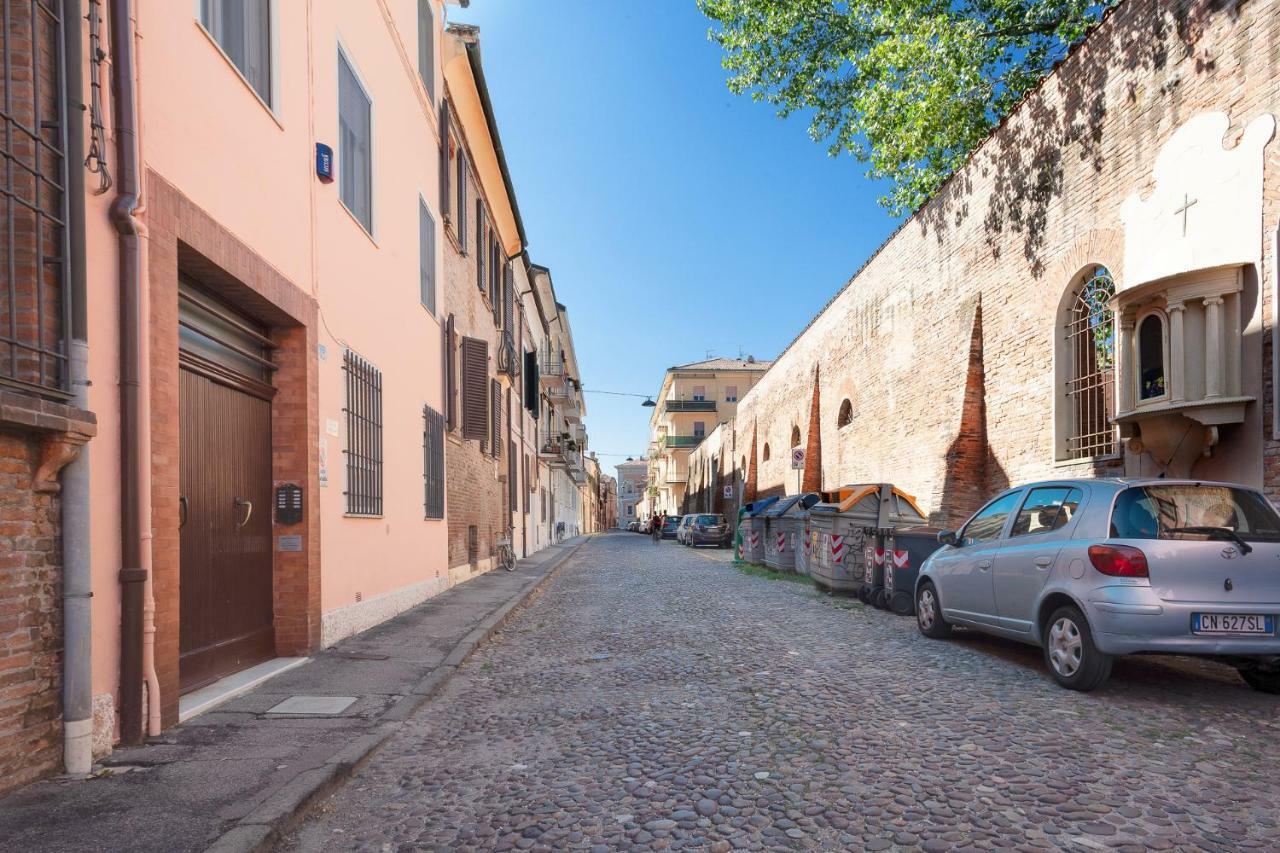 Duplex Apartment In Pieno Centro Ferrara Dış mekan fotoğraf